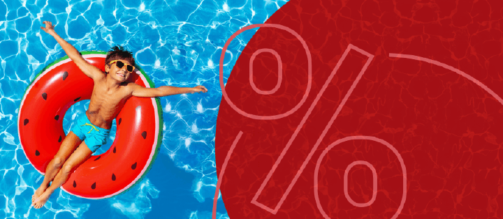 kind liegt im schwimmring im pool sale prozent preiskracherbild